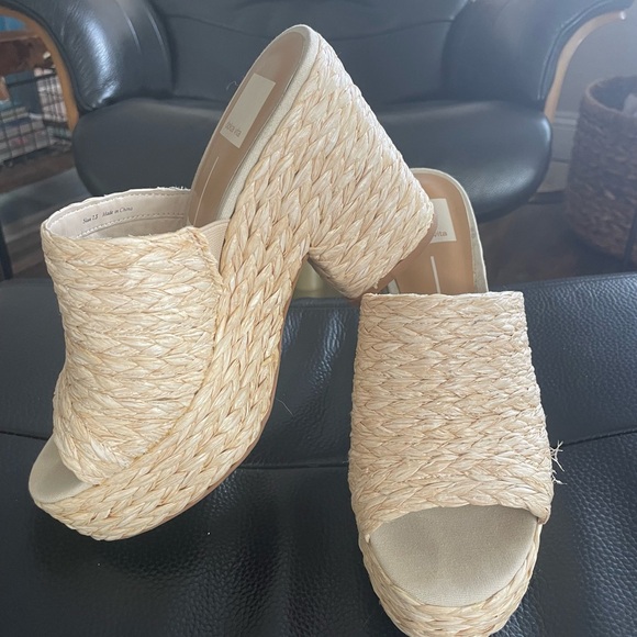 Dolce Vita Cream Woven Mules with Block Heel - Picture 3 of 6